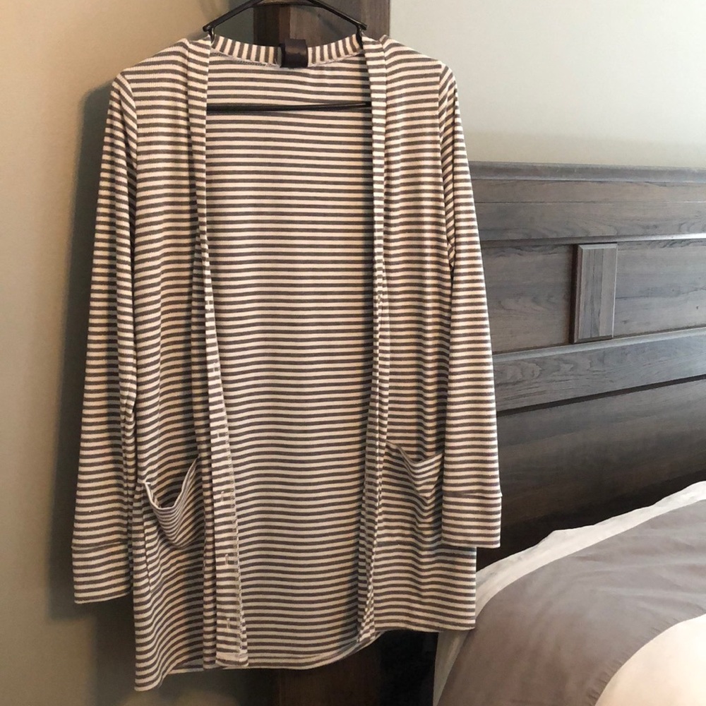 Agnes & Dora Favorite Cardi